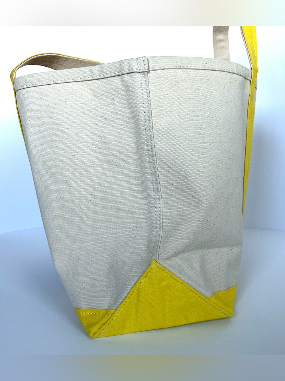 New Celandine by Anthropologie Beaded Large Canvas Tote Bag in Surfer Girl - Picture 5 of 16